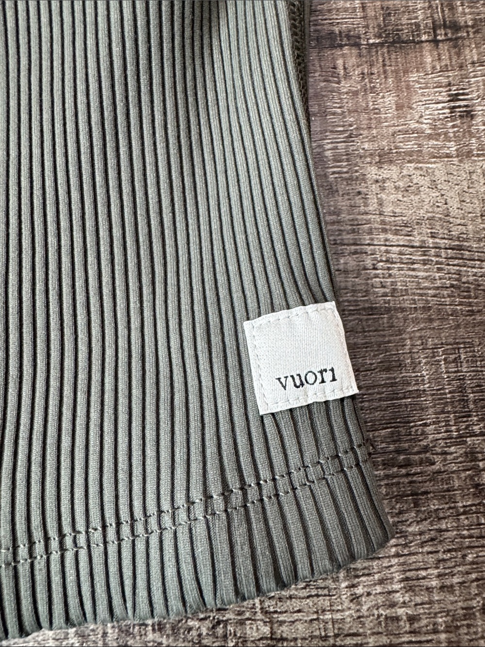 Vuori Ribbed Olive Green Strappy V-Neck Tank - Picture 4 of 7